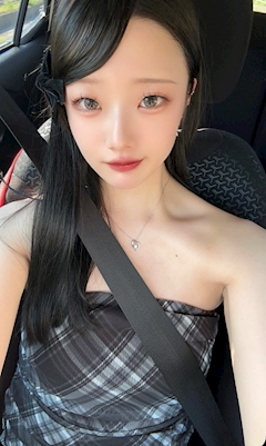 プロフィール写真3・みお｜しろの天使～white angel～ - 新橋のガールズバー