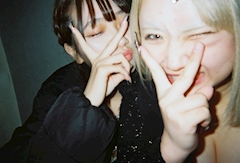 なな「写ルンですハマった🥺🤞」