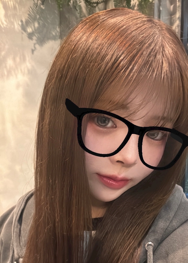 プロフィール写真2・みな|大曽根 ガールズバー・BURLESQUE