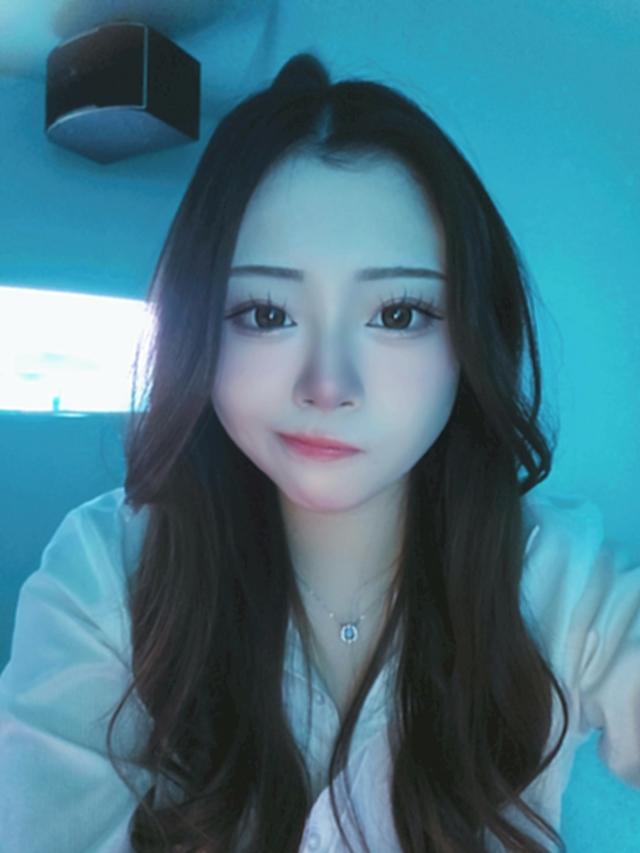 プロフィール写真3・せな🌗勝田台テラス｜