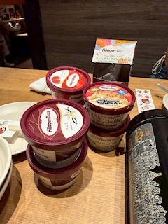 るな「ハーゲンダッツ食べ放題🍨」