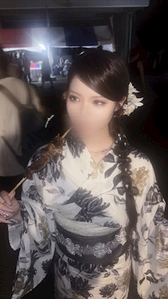 ゆな「🏮👘🏮」