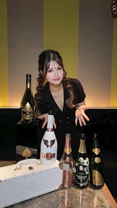 プロフィール写真1・白咲　まな｜CLUB ATELIER kumamoto・アトリエクマモト - 熊本・新市街のキャバクラ