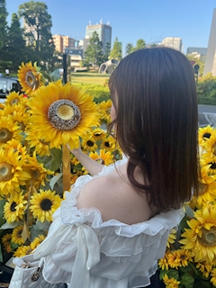 プロフィール写真1・すず｜GALLERY・ギャラリー - 神田のキャバクラ