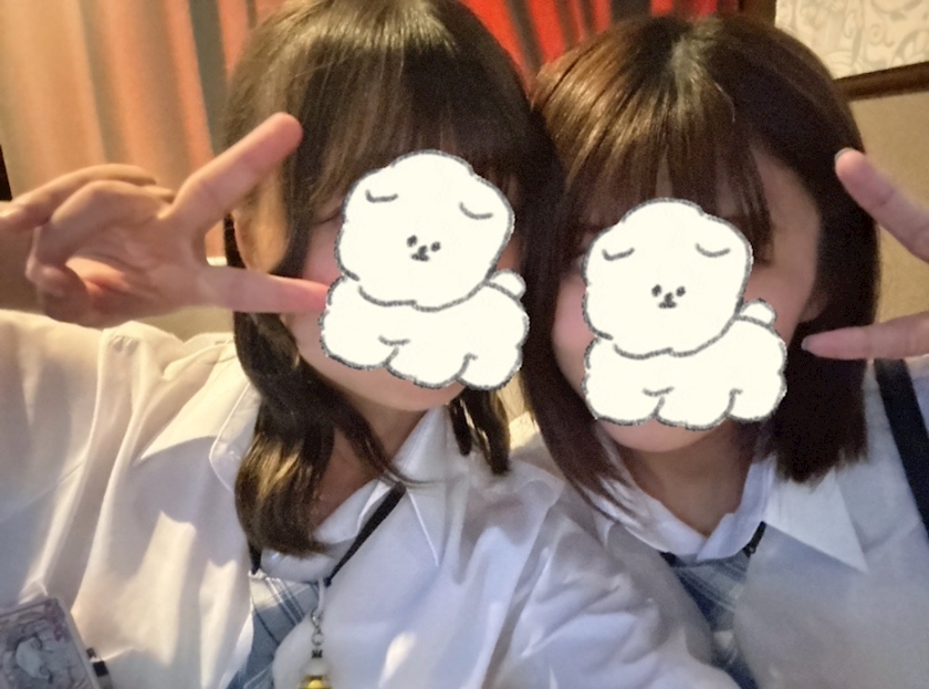 キャスト同士で撮影した仲良し写真