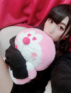 プロフィール写真2・ゆら|Leala・レアラ - 西新宿 小滝橋通りのパブ/スナック