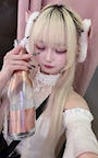 女の子