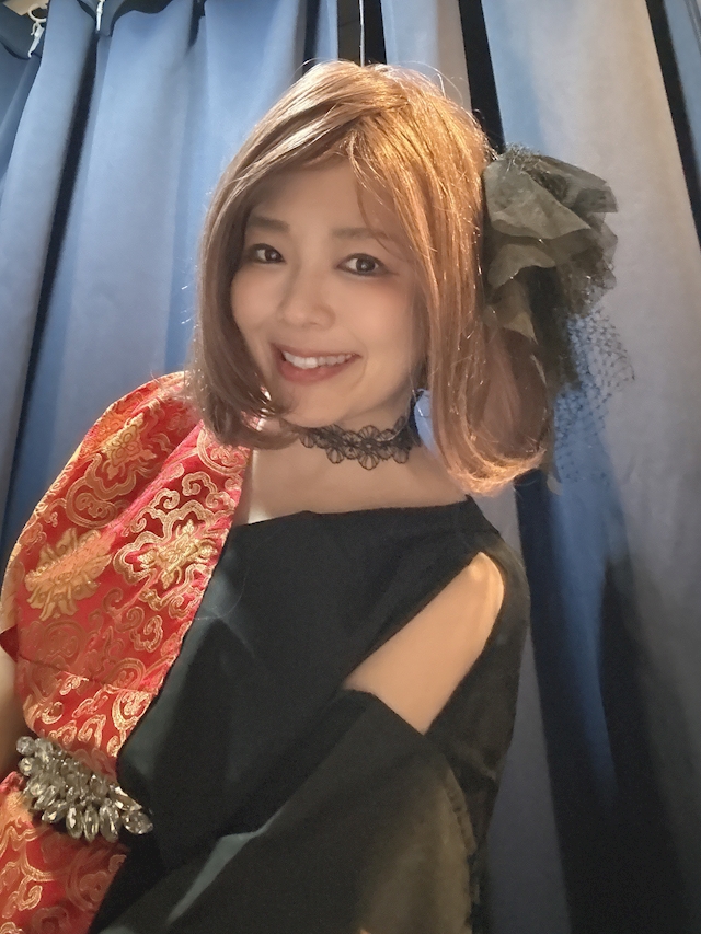 プロフィール写真10・ももこ｜ミナミ ラウンジ・白い虹