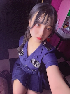 なな「きんようび🐱」