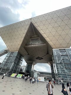 恩田知典「ビックサイト‼️」