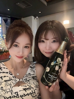 プロフィール写真3・🤍桃咲ゆき🤍｜ラウンジ 樹里・じゅり - 名古屋 錦のクラブ/ラウンジ