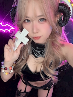プロフィール写真2・すもも🍑 (⃔ ꒪꒳꒪̟ )⃕ ↝|Succubus&Angel LILITH 秋葉原店・リリス - 秋葉原のコンカフェ