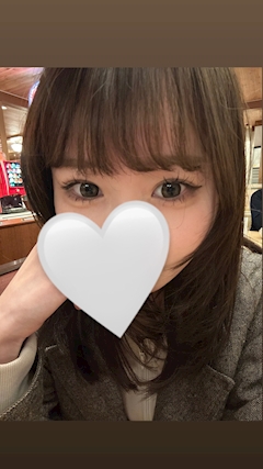 プロフィール写真1・しいな Vivienne|Vivienne西口店・ヴィヴィアン - 池袋西口のキャバクラ