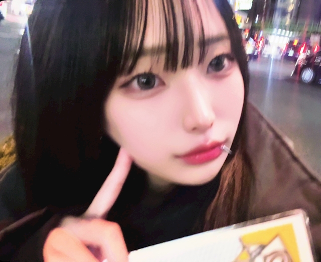 プロフィール写真2・アキナ【西新宿シナリオ】｜