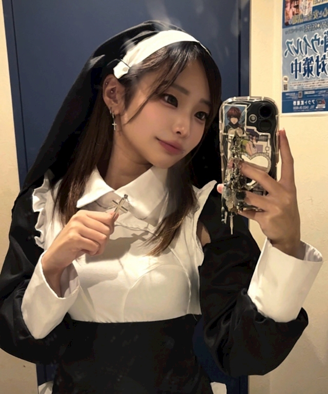 プロフィール写真5・アキナ【西新宿シナリオ】｜