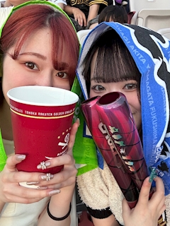 ゆみ「⚾️︎ ̖́-」