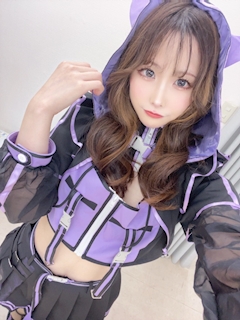 えりか🥀サイバーネオンコンカフェGEMINI