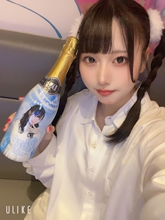 りぜ「> < ♡」