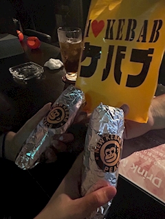 ゆり「ケバブ💫」