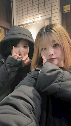 りお「制服👩🏻‍🎓」