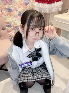 プロフィール写真5・れい|王子様(キミ)がむかえにきてっ!・キミガムカエニキテッ! - 池袋西口のコンカフェ