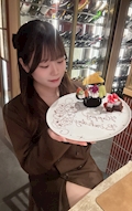 つき