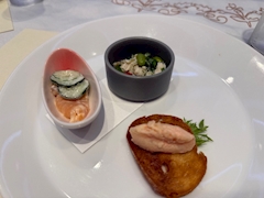 めい「華金だよっ」