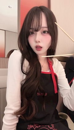 プロフィール写真3・かおり｜Cafe＆Bar ice princess～あいぷり～・アイスプリンセス - 池袋西口のコンカフェ