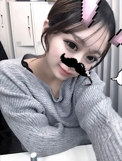 ゆーり「05.21. ⟡.·*.」