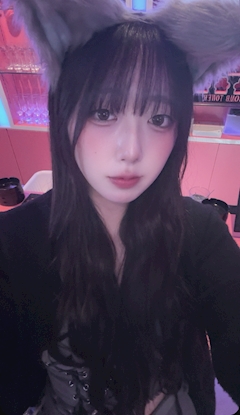 プロフィール写真6・しの🐺オオカミちゃんカフェ梅田店🐺｜オオカミちゃんカフェ梅田店 - 梅田のガールズバー