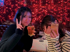 まな「初の系列店へ🥹🙋🏻‍♀️」