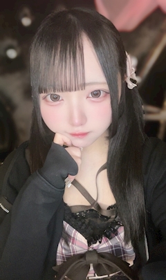 しあ