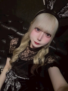 プロフィール写真1・しおり｜HARU・ハル - 歌舞伎町のガールズバー