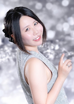 プロフィール写真12・オーナー 若杉里穂|Casual Lounge c;Rown・クラウン - 高槻のラウンジ/クラブ
