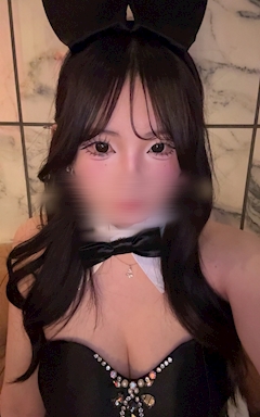 ゆずバニー「出勤してます🐰」