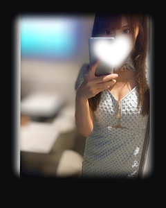 城月 もか「本日も🌟」