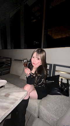 プロフィール写真2・御坂　れい｜美人茶屋 新橋・ビジンチャヤ - 新橋のキャバクラ