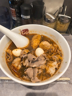 みい