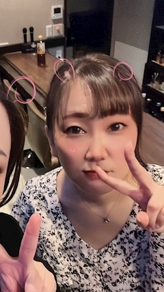 プロフィール写真6・さとみ｜簾・すだれ - 熊本・花畑のスナック