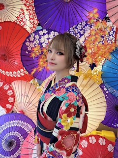 プロフィール写真24・RENA🌻｜BAR LOUNGE CHARIOT・チャリオット - 梅田のスナック