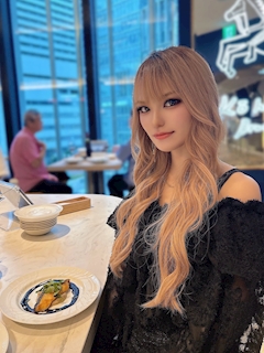 プロフィール写真20・RENA🌻｜BAR LOUNGE CHARIOT・チャリオット - 梅田のスナック