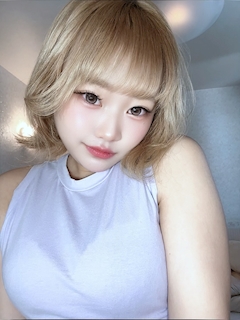 みにい