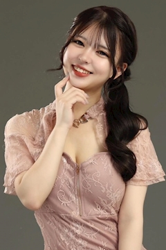 プロフィール写真4・姫月 さら｜THE MAJESTY 浜松千歳・ザ・マジェスティー - 浜松のキャバクラ