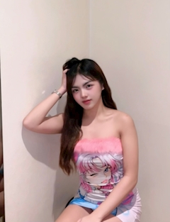 プロフィール写真4・Rika｜CLUB PARIS・パリス - 名古屋 栄のインターナショナルパブ