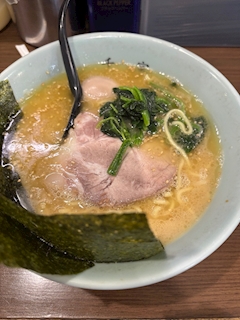 リン「こんばんわ！」