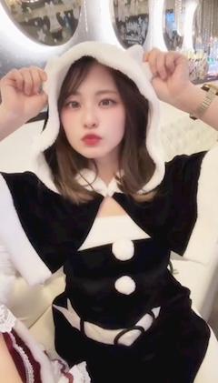 プロフィール写真4・れい ラウンジルーナ🌙|Lounge Lu-na・ルーナ - 池袋西口のガールズバー