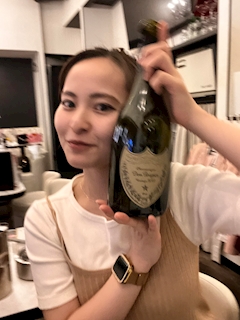 プロフィール写真3・れい ラウンジルーナ🌙|Lounge Lu-na・ルーナ - 池袋西口のガールズバー