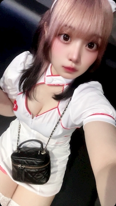 もち「診察しますね💉💘」