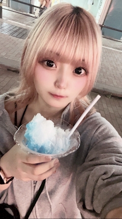 もち「島行ったよー🎶」