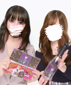 しき「お疲れ様です、久しぶりに髪の毛染めましたぁ( ◜ᴗ◝)」